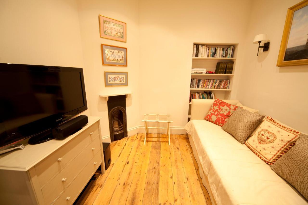 Old Coastguards - Stunning Historic Holiday home Totland (Isle Of Wight)