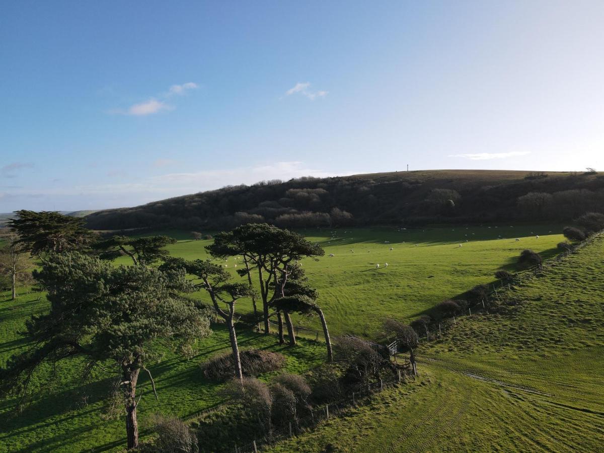 Old Coastguards - Stunning Historic Holiday home Totland (Isle Of Wight)