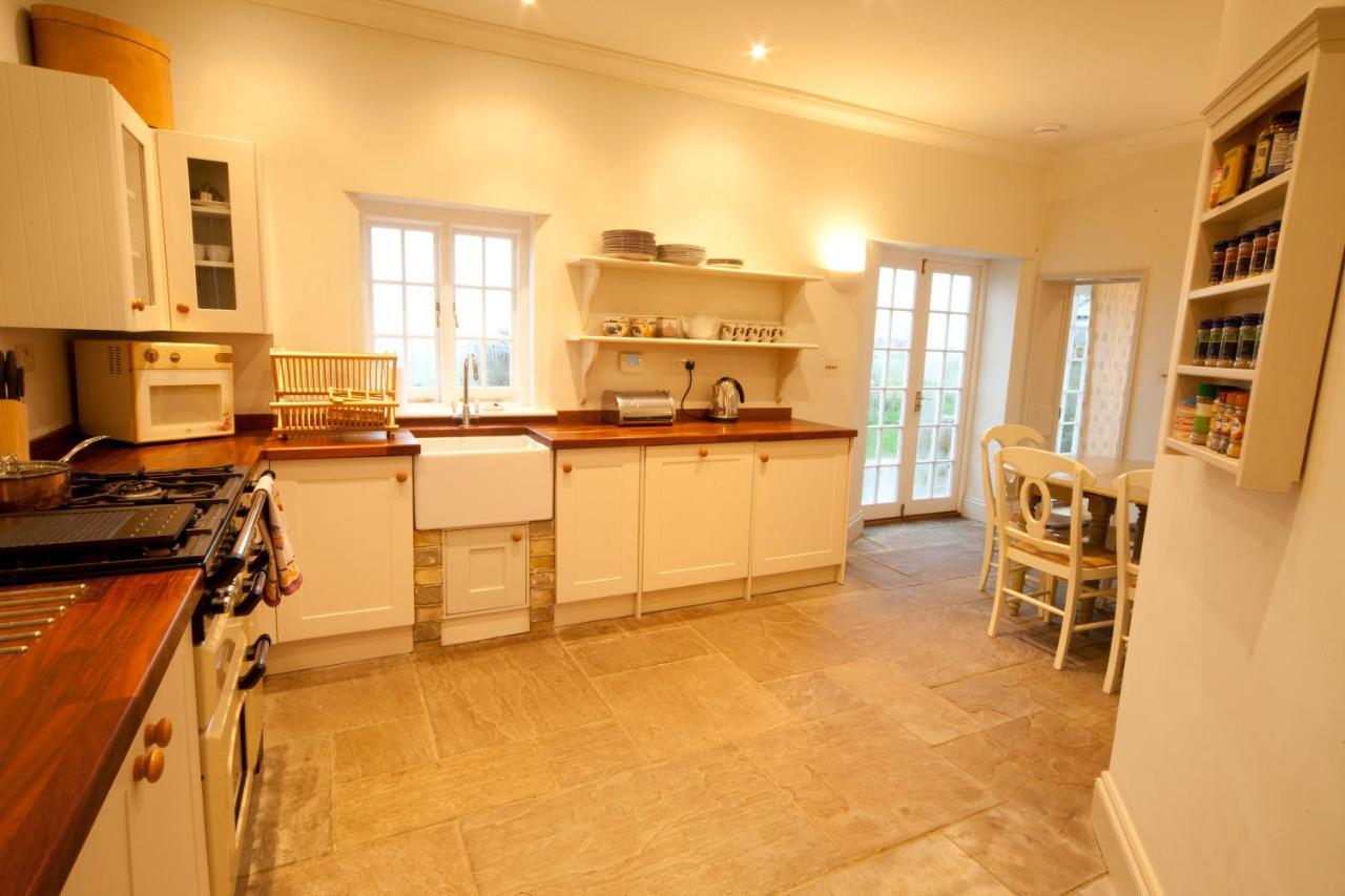 Old Coastguards - Stunning Historic Holiday home Totland (Isle Of Wight)